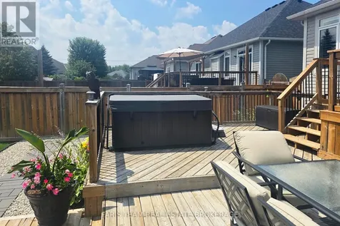 9 Broadpoint Street Wasaga Beach ON L9Z 3B8