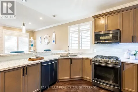 9 Broadpoint Street Wasaga Beach ON L9Z 3B8