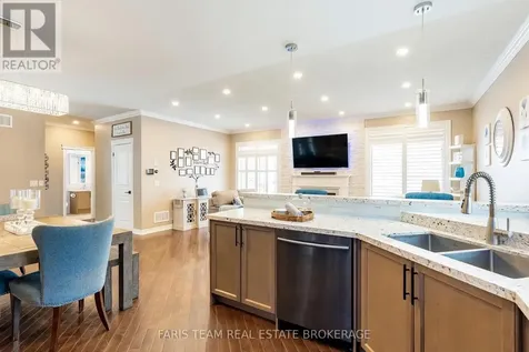 9 Broadpoint Street Wasaga Beach ON L9Z 3B8