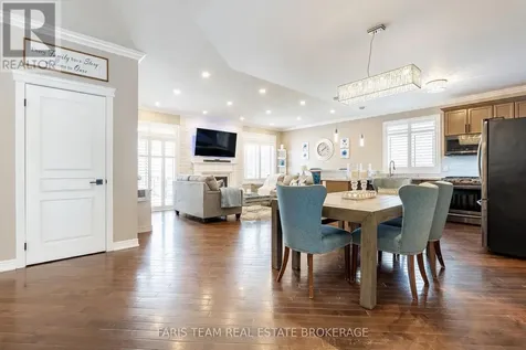 9 Broadpoint Street Wasaga Beach ON L9Z 3B8