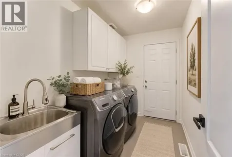 79 Ryan Street Fergus ON N1M 0E4