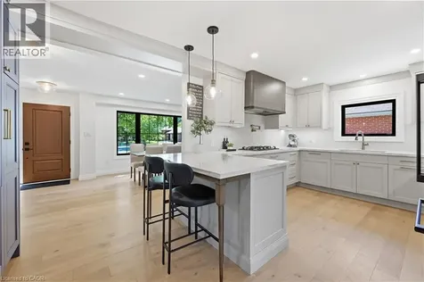 521 Dynes Road Burlington ON L7N 2V1