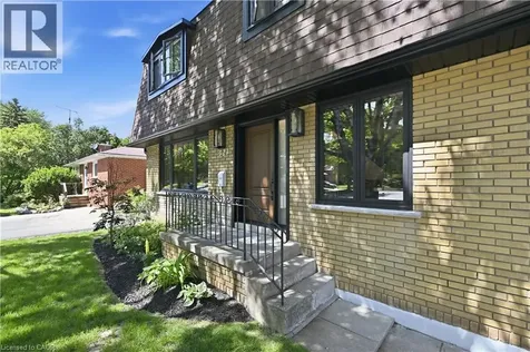 521 Dynes Road Burlington ON L7N 2V1