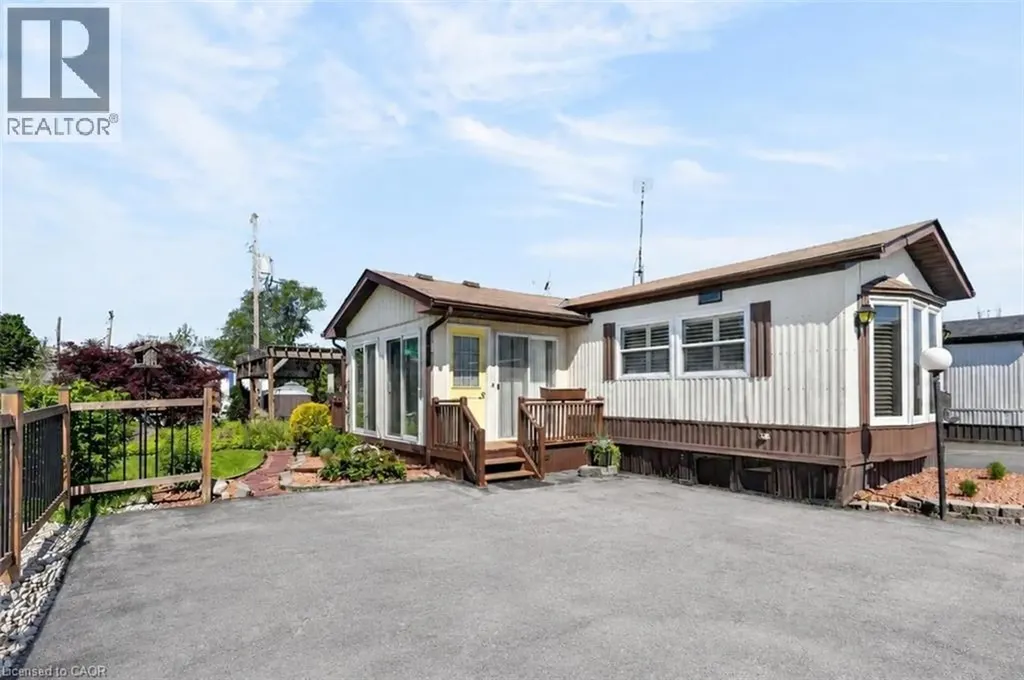 4450 David Lane Beamsville ON L3J 0W1