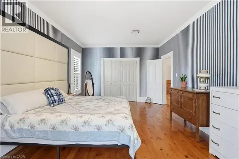 86 Oak Street Brantford ON N3T 2B3