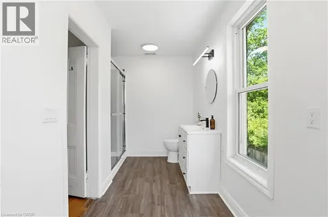 86 Oak Street Brantford ON N3T 2B3