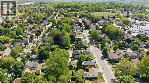 86 Oak Street Brantford ON N3T 2B3
