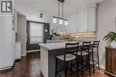 2157 Mountain Grove Avenue Burlington ON L7P 2H8