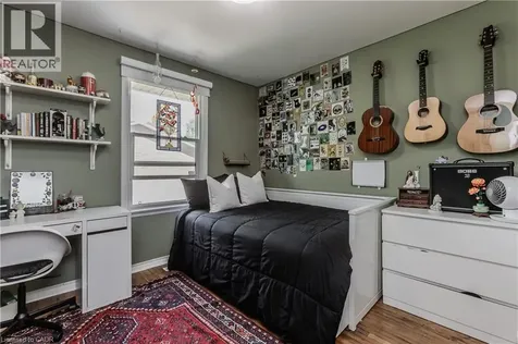 2157 Mountain Grove Avenue Burlington ON L7P 2H8
