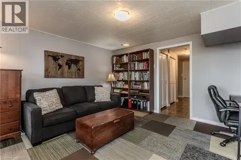 2157 Mountain Grove Avenue Burlington ON L7P 2H8
