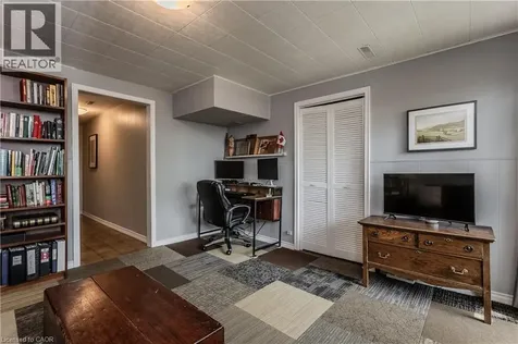 2157 Mountain Grove Avenue Burlington ON L7P 2H8