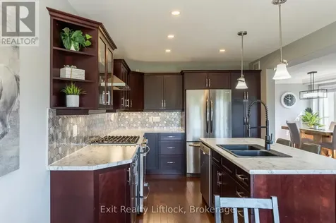 11 Darrell Drain Crescent Asphodel-norwood ON K0L 2V0