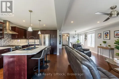 11 Darrell Drain Crescent Asphodel-norwood ON K0L 2V0