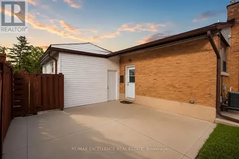 35 Siebert Avenue Kitchener ON N2C 2A5