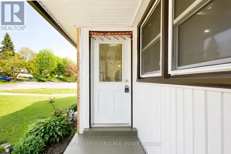 35 Siebert Avenue Kitchener ON N2C 2A5