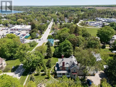 285 Mary Street South Bruce Peninsula ON N0H 2T0