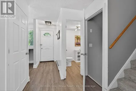 75 Laurie Crescent Owen Sound ON N4K 6C3