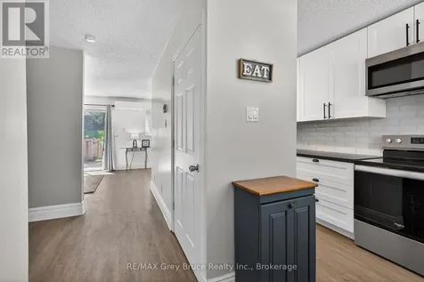 75 Laurie Crescent Owen Sound ON N4K 6C3