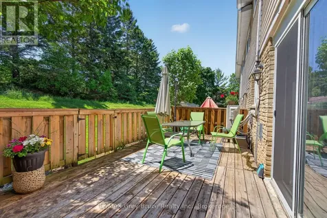 75 Laurie Crescent Owen Sound ON N4K 6C3