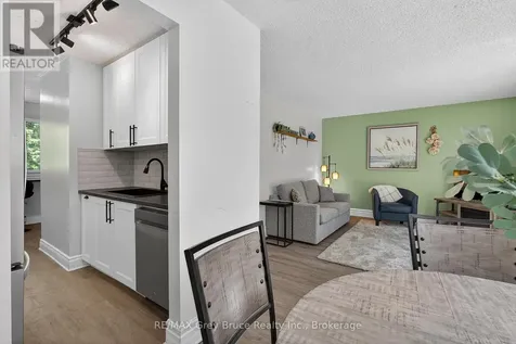 75 Laurie Crescent Owen Sound ON N4K 6C3