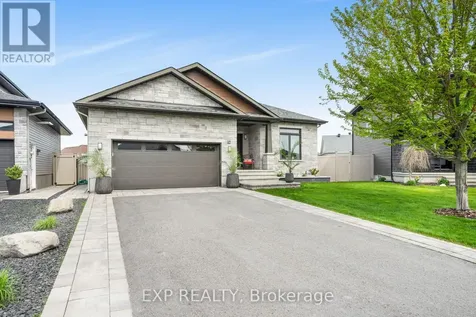 42 Granite Street Clarence-rockland ON K4K 0H8