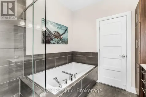 42 Granite Street Clarence-rockland ON K4K 0H8