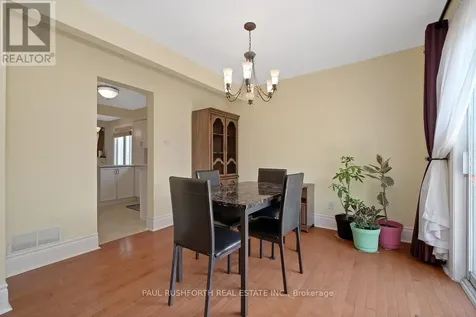 90 Acklam Terrace Ottawa ON K2K 2J1