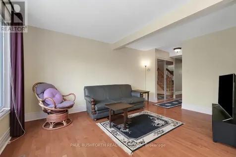 90 Acklam Terrace Ottawa ON K2K 2J1