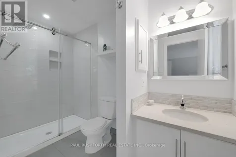 90 Acklam Terrace Ottawa ON K2K 2J1