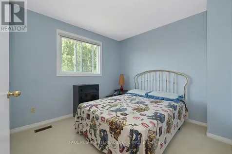 90 Acklam Terrace Ottawa ON K2K 2J1