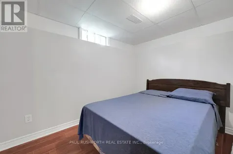 90 Acklam Terrace Ottawa ON K2K 2J1