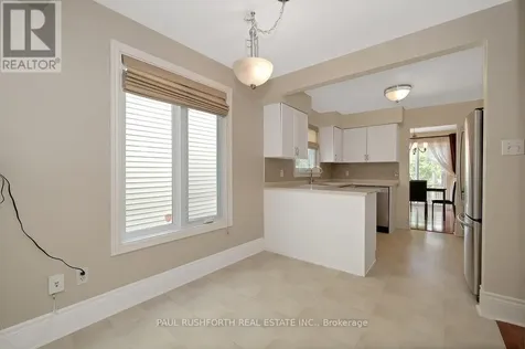 90 Acklam Terrace Ottawa ON K2K 2J1