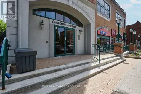 108 Third Avenue Ottawa ON K1S 2J8