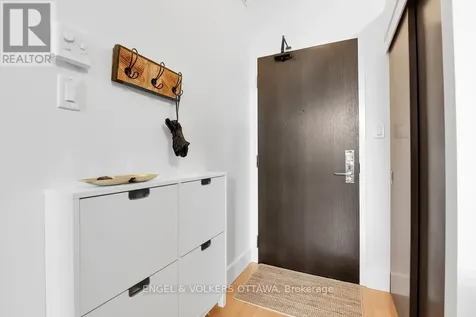 108 Third Avenue Ottawa ON K1S 2J8