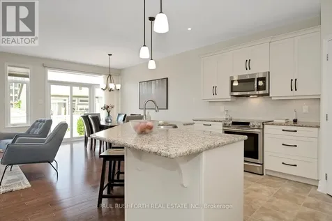 116 Elfin Grove Ottawa ON K2V 0B9