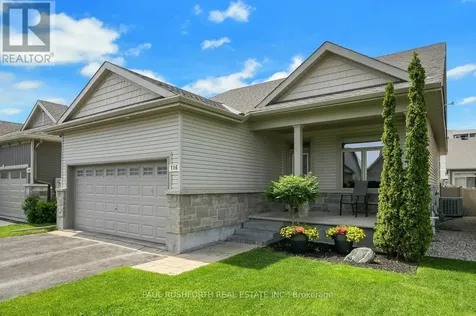 116 Elfin Grove Ottawa ON K2V 0B9