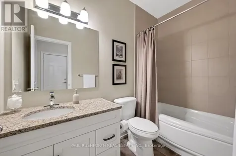116 Elfin Grove Ottawa ON K2V 0B9