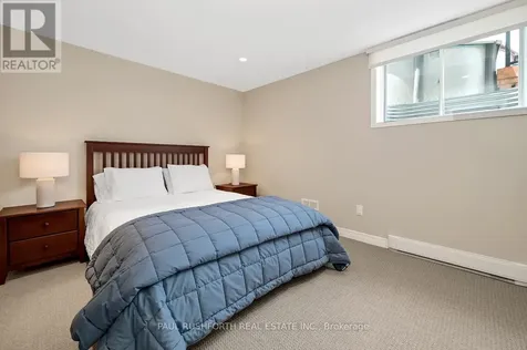 116 Elfin Grove Ottawa ON K2V 0B9