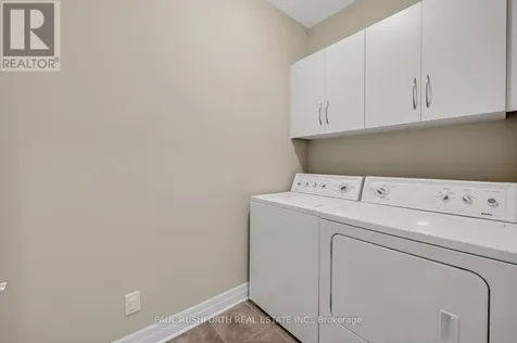 116 Elfin Grove Ottawa ON K2V 0B9