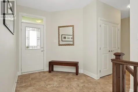 116 Elfin Grove Ottawa ON K2V 0B9