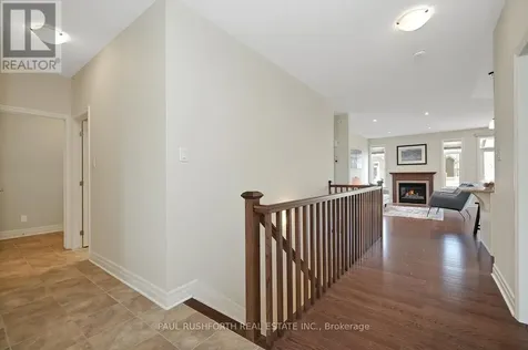 116 Elfin Grove Ottawa ON K2V 0B9