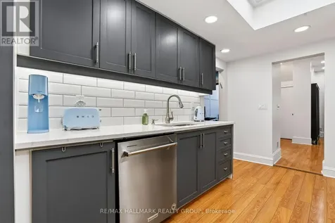 425 Echo Drive Ottawa ON K1S 1N6