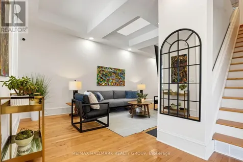 425 Echo Drive Ottawa ON K1S 1N6