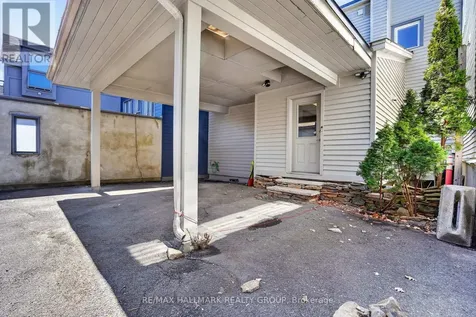 425 Echo Drive Ottawa ON K1S 1N6