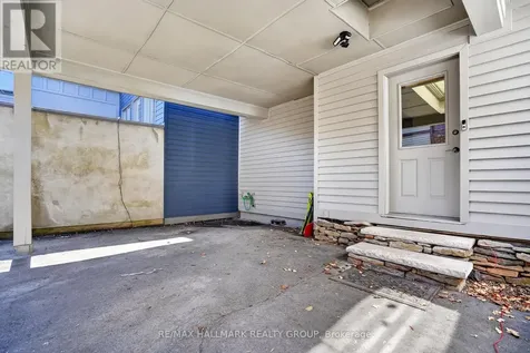 425 Echo Drive Ottawa ON K1S 1N6
