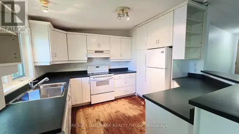 156 Dewolfe Street Ottawa ON K7S 3G7
