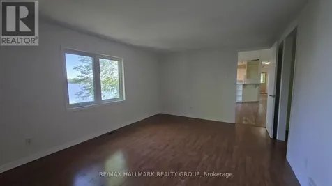 156 Dewolfe Street Ottawa ON K7S 3G7