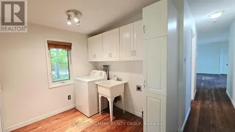 156 Dewolfe Street Ottawa ON K7S 3G7
