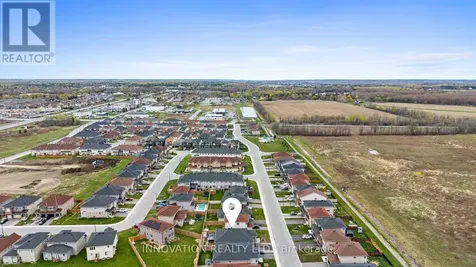 94 Dunlop Road Carleton Place ON K7C 0R8