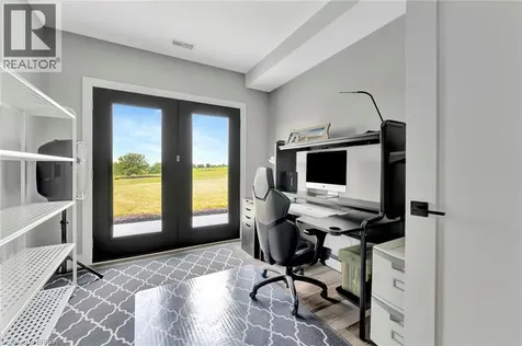 14 Hudson Drive Brantford ON N3T 5L7